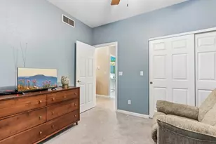 3187 S Waterford Ct, New Berlin, WI 53151 - Photo 19