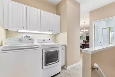 3187 S Waterford Ct, New Berlin, WI 53151 - Photo 21
