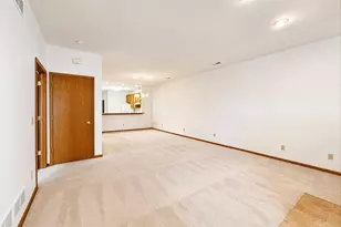 400 S Rice St, Whitewater, WI 53190 - Photo 9