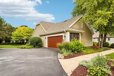 W263N2367  Deer Haven Dr, Pewaukee, WI 53072 - Photo 39