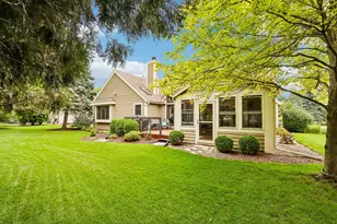 W263N2367 Deer Haven Dr, Pewaukee, WI 53072 - Photo 37