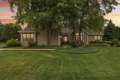 W263N2367  Deer Haven Dr, Pewaukee, WI 53072 - Photo 41