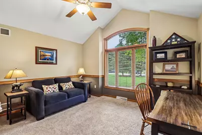 W263N2367  Deer Haven Dr, Pewaukee, WI 53072 - Photo 29