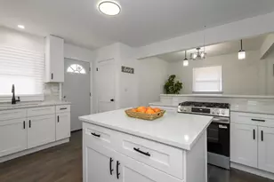 4808 S 24th St, Milwaukee, WI 53221 - Photo 3