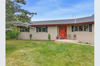 N5471  Loraine Dr, Fredonia, WI 53021 - Photo 3