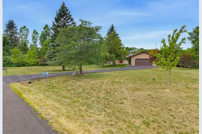 N5471  Loraine Dr, Fredonia, WI 53021 - Photo 3