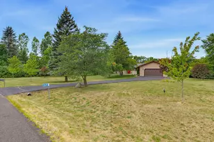 N5471 Loraine Dr, Fredonia, WI 53021 - Photo 3