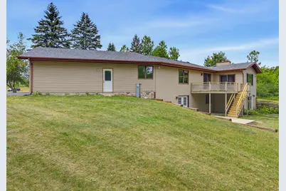 N5471  Loraine Dr, Fredonia, WI 53021 - Photo 5