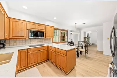 2745 N 117th Pl, Wauwatosa, WI 53222 - Photo 15