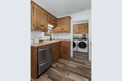 N132W17858  Rockfield Rd, Germantown, WI 53022 - Photo 15