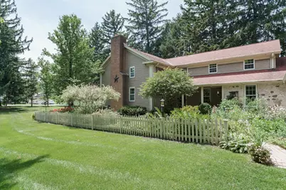 N132W17858  Rockfield Rd, Germantown, WI 53022 - Photo 9