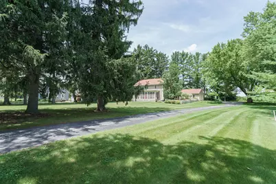 N132W17858  Rockfield Rd, Germantown, WI 53022 - Photo 7