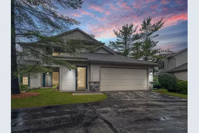 2264  Circle Ridge Rd #D, Delafield, WI 53018 - Photo 1