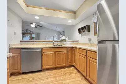 2264  Circle Ridge Rd #D, Delafield, WI 53018 - Photo 11