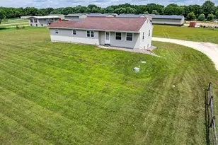W8324 County Rd Z, Onalaska, WI 54650 - Photo 33