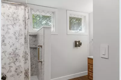 204 N Vita Ave, Beaver Dam, WI 53916 - Photo 9