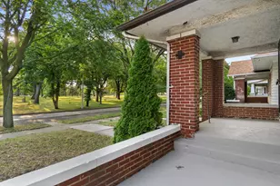 2914 N 41st St, Milwaukee, WI 53210 - Photo 5