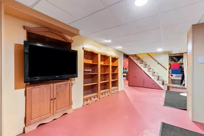 10403 S Chicago Rd, Oak Creek, WI 53154 - Photo 19
