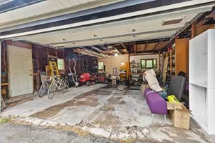 10403 S Chicago Rd, Oak Creek, WI 53154 - Photo 27