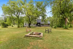 10403 S Chicago Rd, Oak Creek, WI 53154 - Photo 29