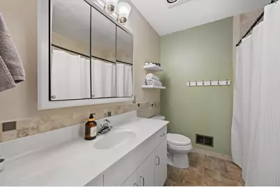801 S Imperial Dr, Hartland, WI 53029 - Photo 19
