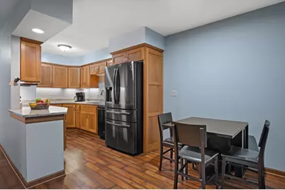 801 S Imperial Dr, Hartland, WI 53029 - Photo 11