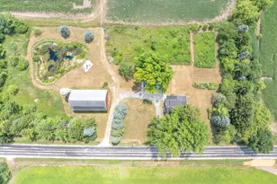 W6339 Co Rd V, Lyndon, WI 53011 - Photo 27