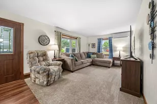 S94W14409 Groveway Ln, Muskego, WI 53150 - Photo 19
