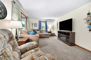 S94W14409 Groveway Ln, Muskego, WI 53150 - Photo 21