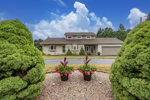 S94W14409 Groveway Ln, Muskego, WI 53150 - Photo 1