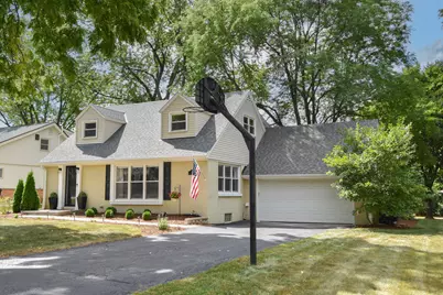12311 W Woodland Ave, Wauwatosa, WI 53226 - Photo 41