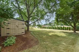 12311 W Woodland Ave, Wauwatosa, WI 53226 - Photo 35