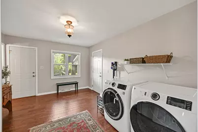 12311 W Woodland Ave, Wauwatosa, WI 53226 - Photo 21