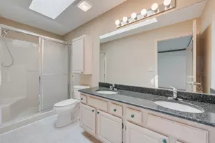 N21W24178 Dorchester Dr, Pewaukee, WI 53072 - Photo 13