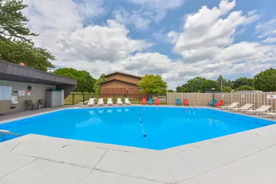 3935 S 84th St #4, Greenfield, WI 53228 - Photo 33