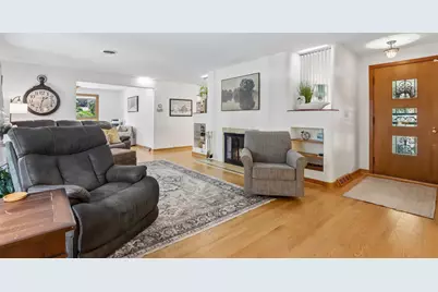 3358  Taylor Ave, Racine, WI 53405 - Photo 9