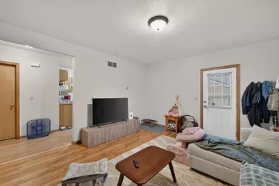 1532 S 37th St, Milwaukee, WI 53215 - Photo 11