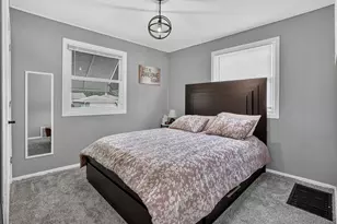 3835 S 17th St, Milwaukee, WI 53221 - Photo 9