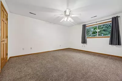 842  Evergreen Dr #1, Hartford, WI 53027 - Photo 21