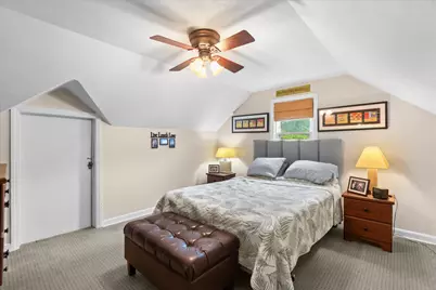 13706 W Meadow Ln, New Berlin, WI 53151 - Photo 7