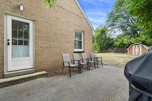13706 W Meadow Ln, New Berlin, WI 53151 - Photo 19