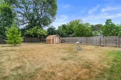 13706 W Meadow Ln, New Berlin, WI 53151 - Photo 23