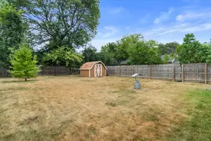 13706 W Meadow Ln, New Berlin, WI 53151 - Photo 23