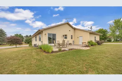 1223  Huron Trl, Sheboygan Falls, WI 53085 - Photo 21
