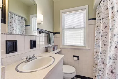 3569 S 14th St, Milwaukee, WI 53221 - Photo 13
