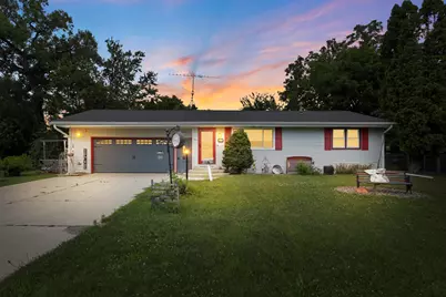 116  Kathy Ln, Darien, WI 53114 - Photo 1