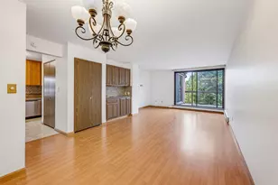 6100 W Stone Hedge Dr, Greenfield, WI 53220 - Photo 5