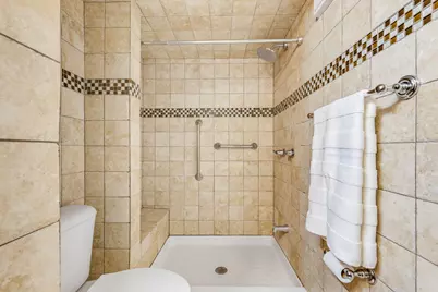 6100 W Stonehedge Dr #365D, Greenfield, WI 53220 - Photo 21