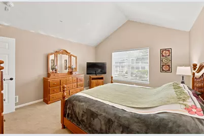W250N4997  William Dr, Sussex, WI 53072 - Photo 15
