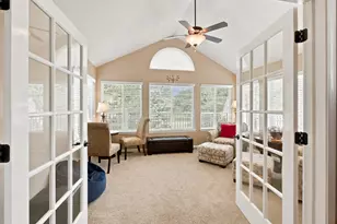 W250N4997 William Dr, Sussex, WI 53072 - Photo 7